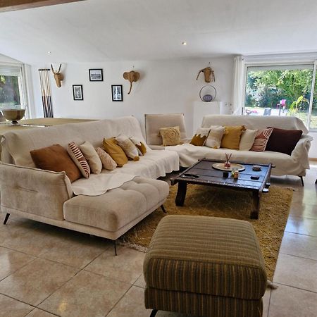Demeure En Pierre Avec Piscine Privee Villa Etauliers ภายนอก รูปภาพ