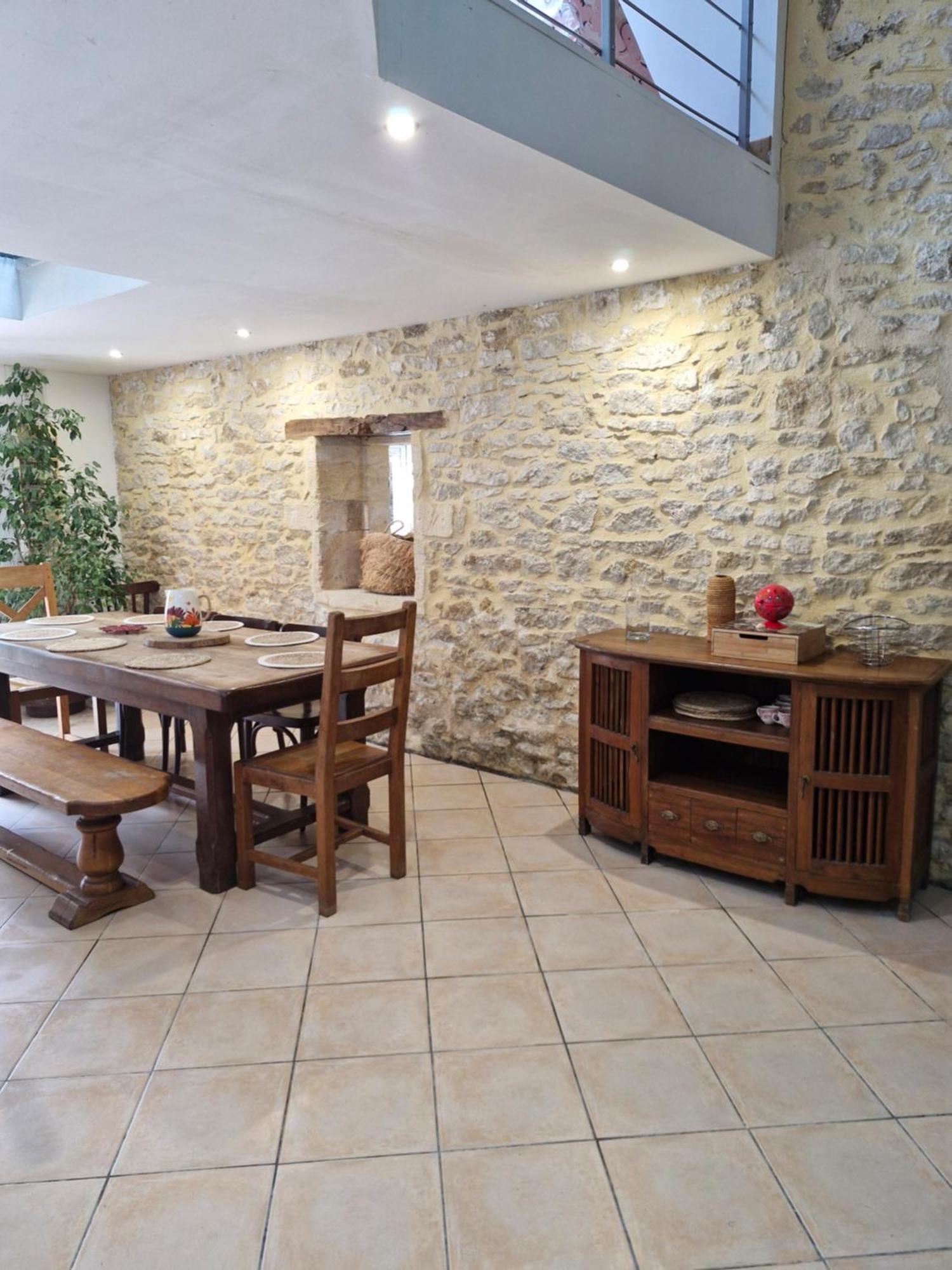 Demeure En Pierre Avec Piscine Privee Villa Etauliers ภายนอก รูปภาพ